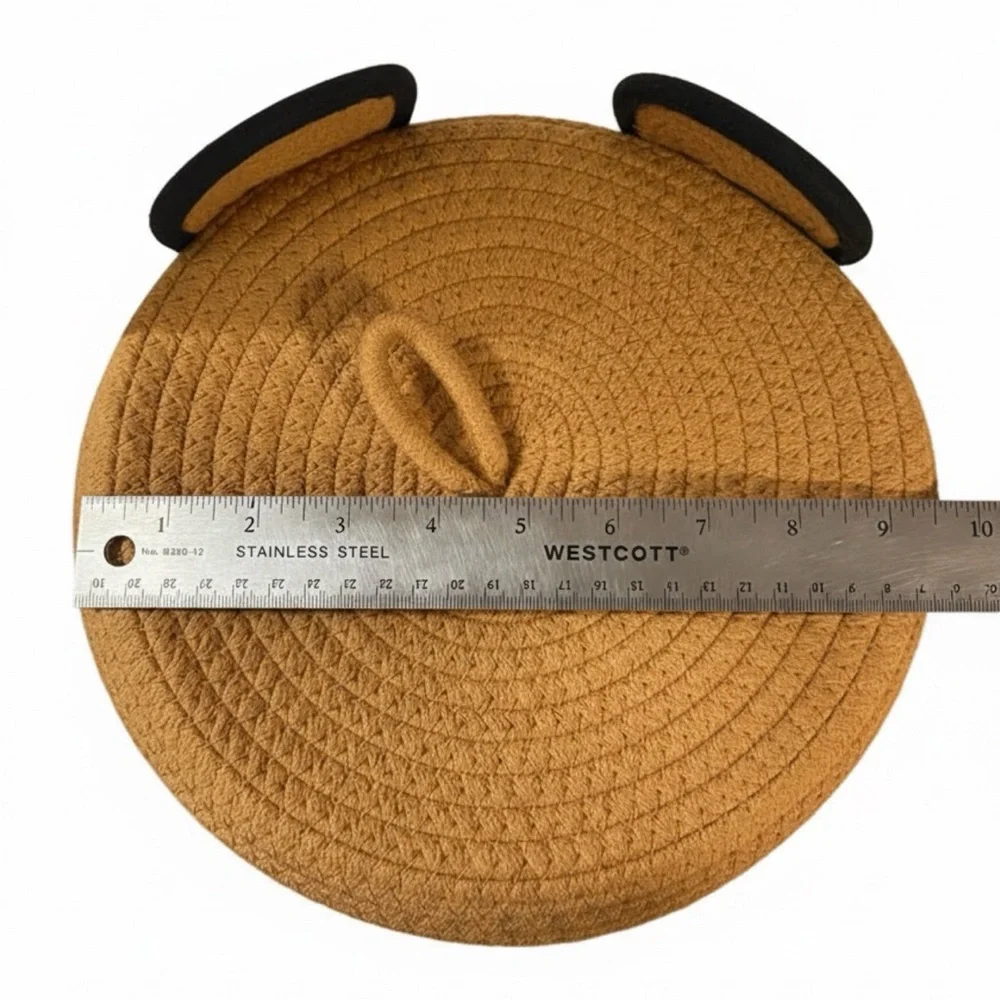 Foldable woven rope bear storage basket